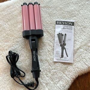 As new. Revlon jumbowaver